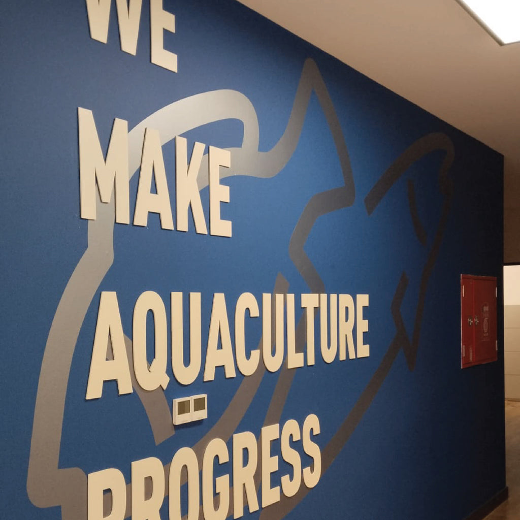 CNC-Buchstabenschneiden