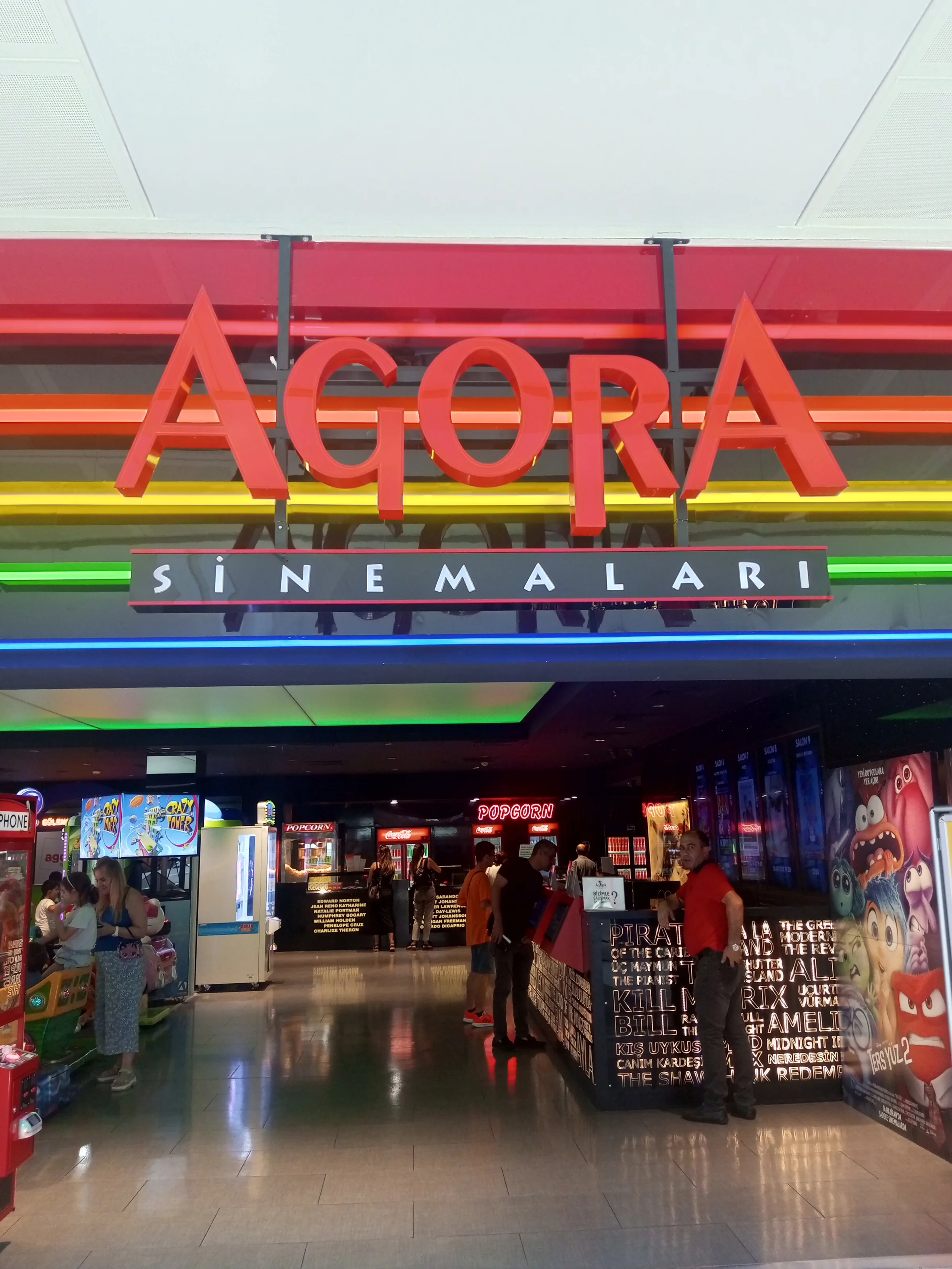 Agora — Işıklı Tabela