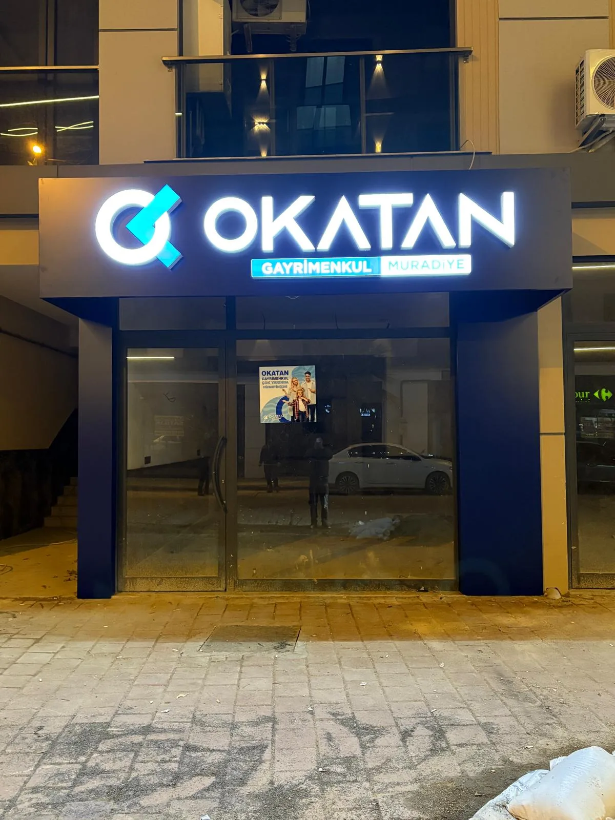 Okatan — Işıklı Kutu Harf